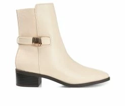 Women's Journee Collection Aubrie Booties