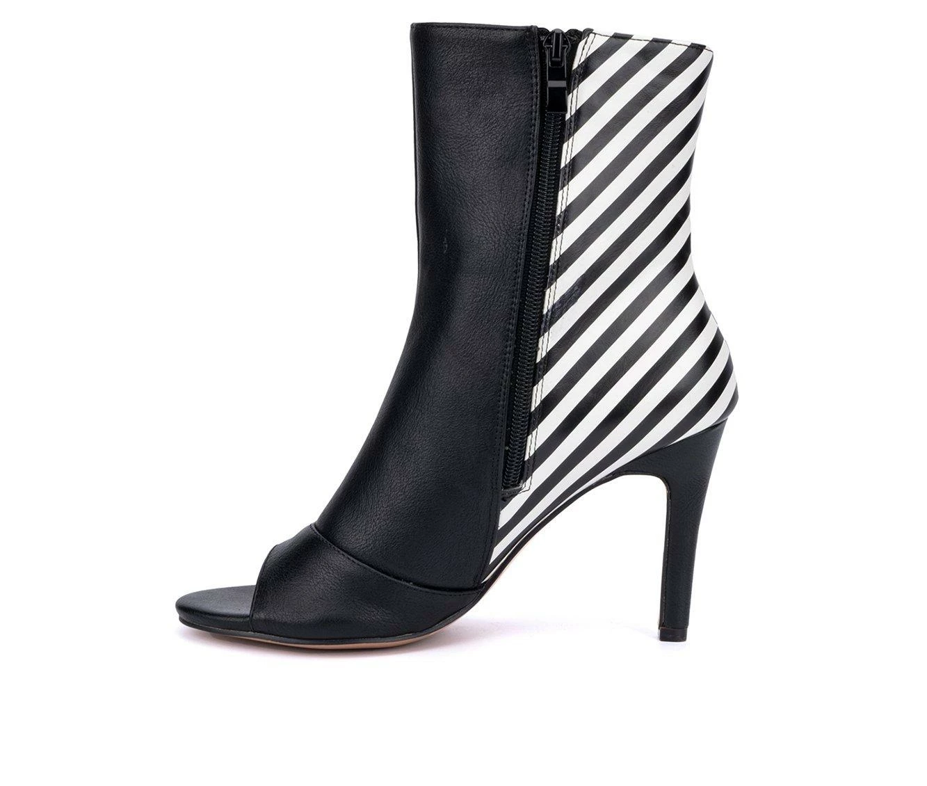 Women's New York And Company Nola Peep Toe Heeled Bootie 6 Women's New York And Company Nola Peep Toe Heeled Bootie - Image 4